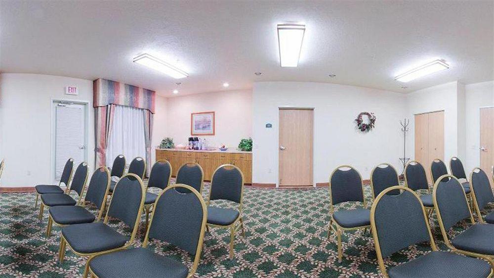 Holiday Inn Express Hotel & Suites Idaho Falls By Ihg Экстерьер фото