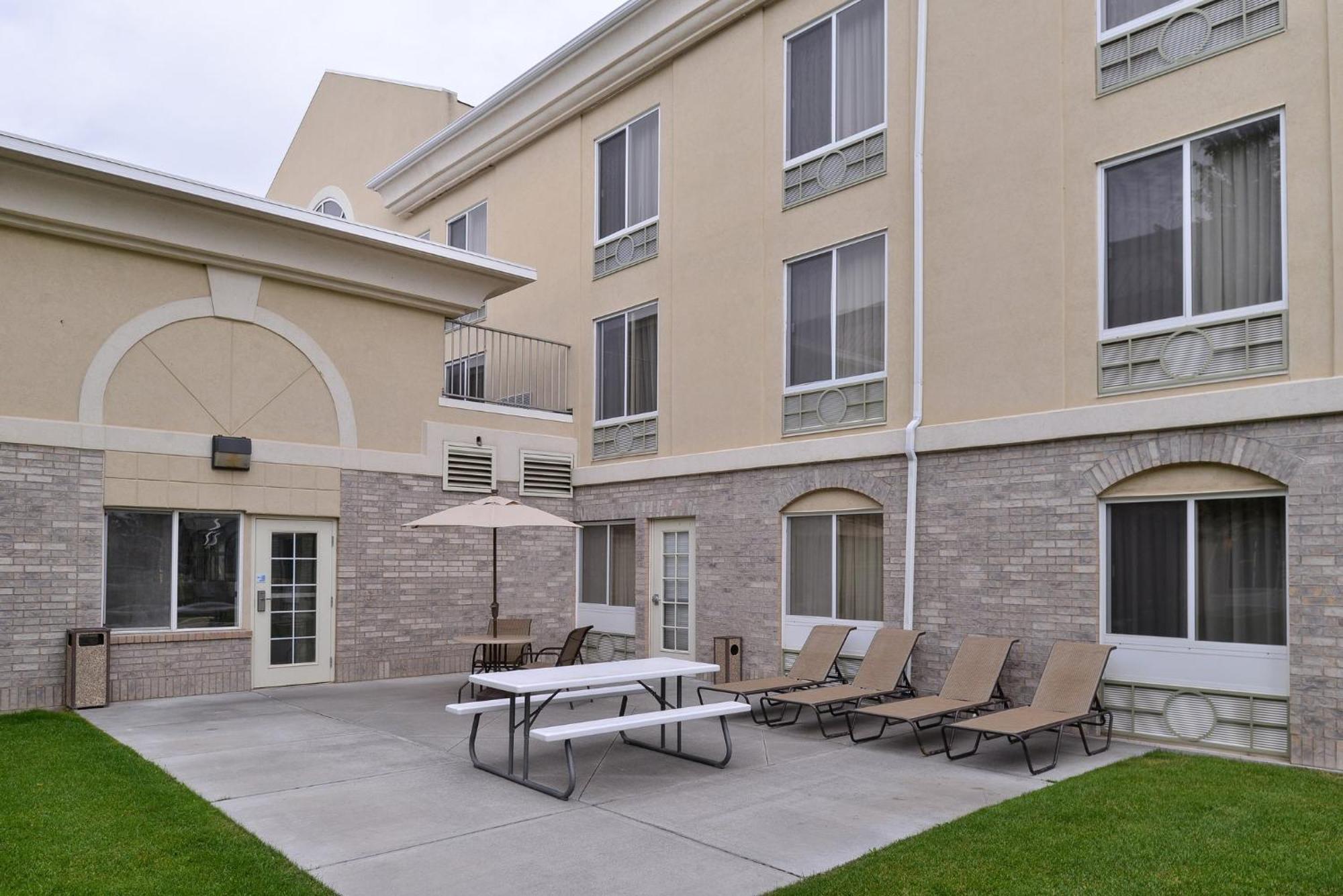 Holiday Inn Express Hotel & Suites Idaho Falls By Ihg Экстерьер фото