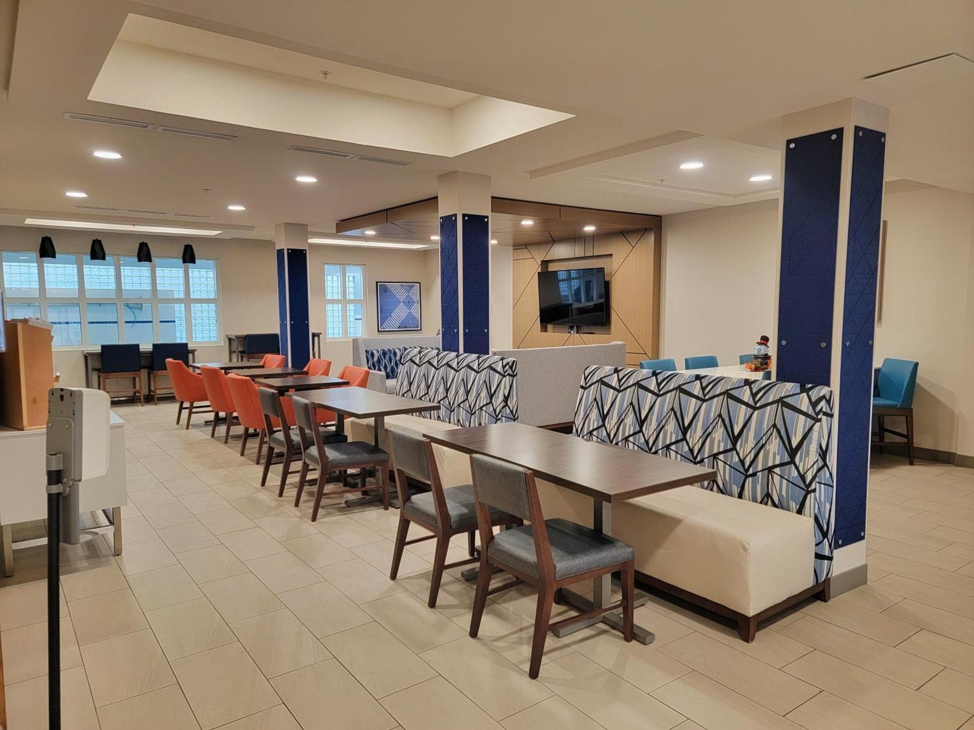 Holiday Inn Express Hotel & Suites Idaho Falls By Ihg Экстерьер фото