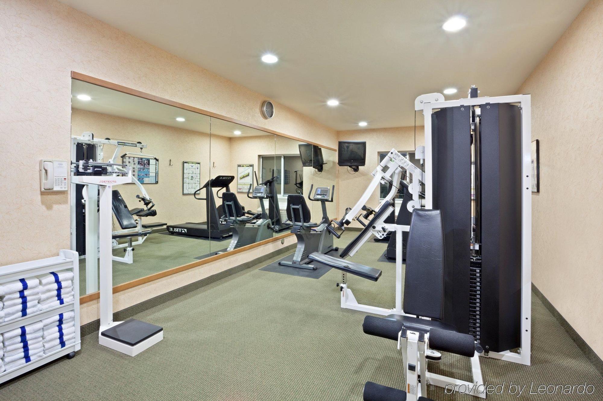 Holiday Inn Express Hotel & Suites Idaho Falls By Ihg Экстерьер фото