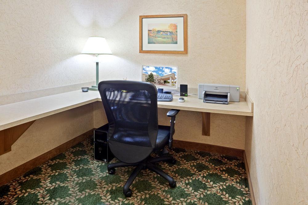 Holiday Inn Express Hotel & Suites Idaho Falls By Ihg Удобства фото