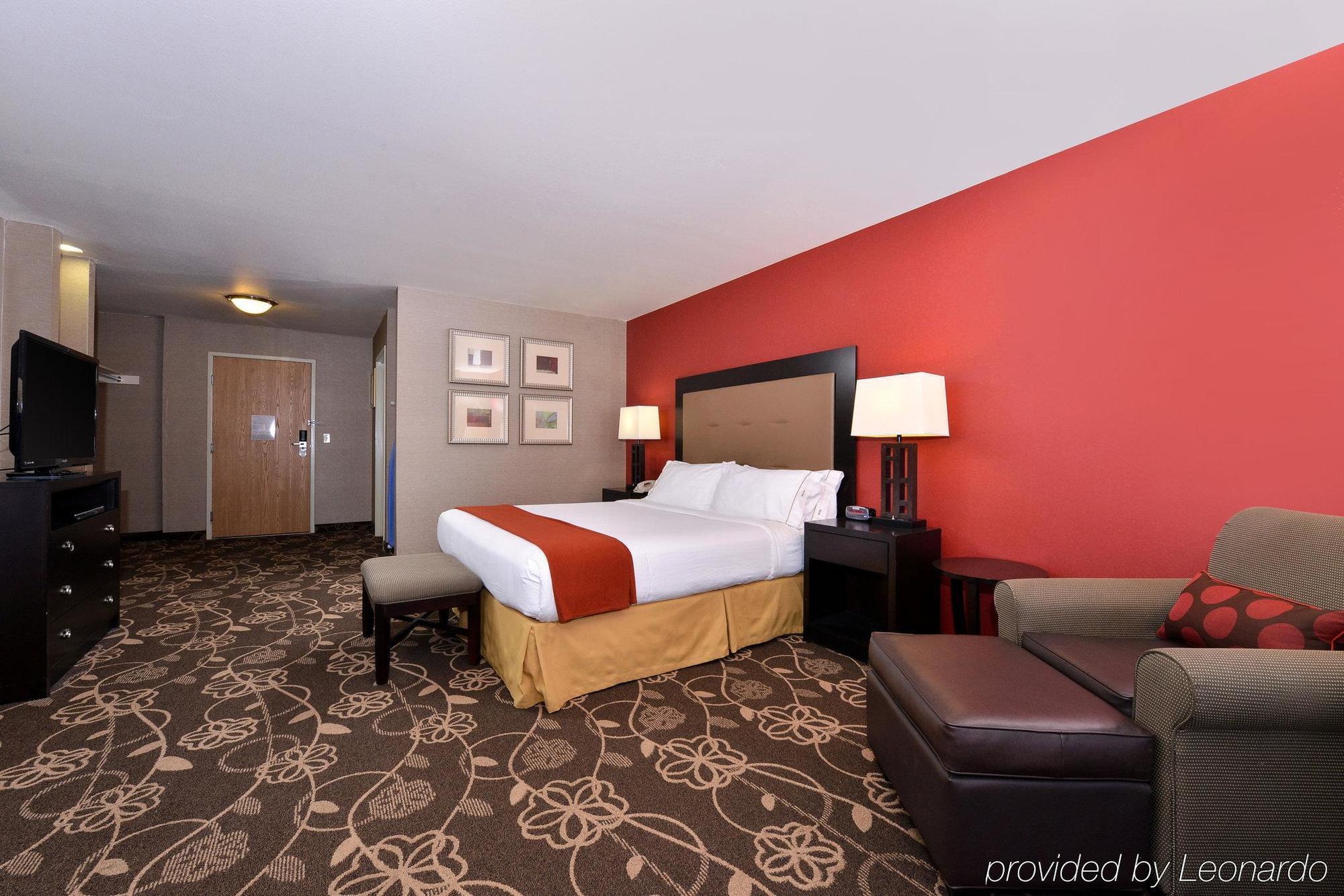 Holiday Inn Express Hotel & Suites Idaho Falls By Ihg Экстерьер фото