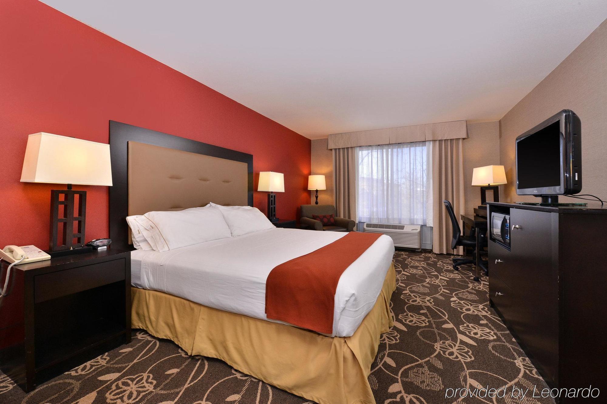 Holiday Inn Express Hotel & Suites Idaho Falls By Ihg Экстерьер фото