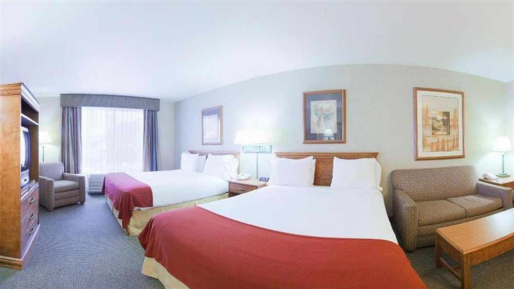 Holiday Inn Express Hotel & Suites Idaho Falls By Ihg Экстерьер фото
