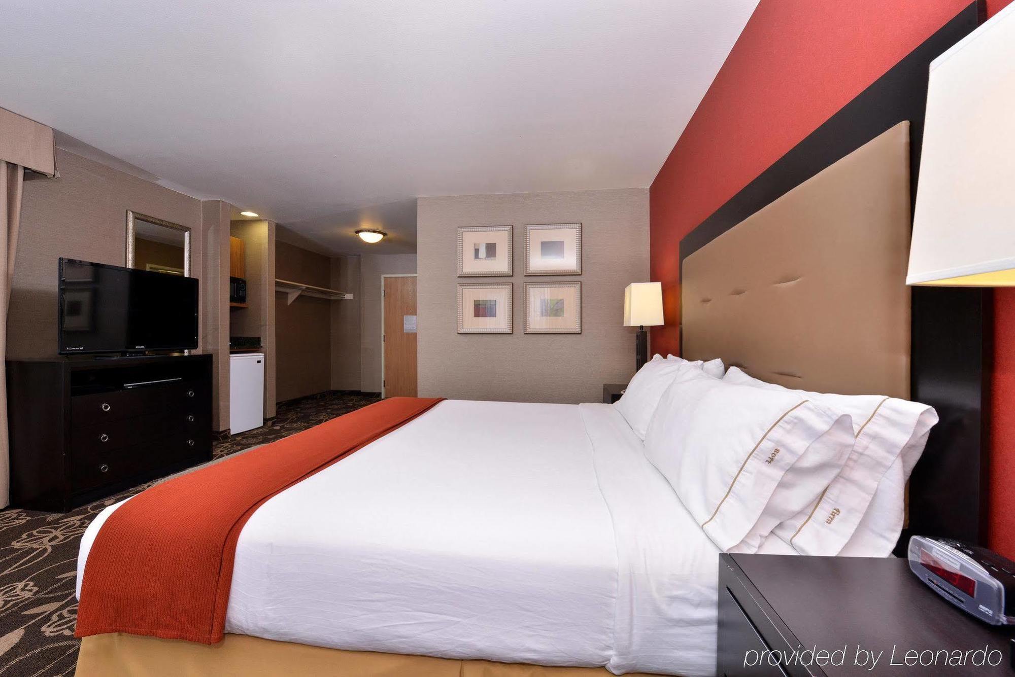 Holiday Inn Express Hotel & Suites Idaho Falls By Ihg Экстерьер фото